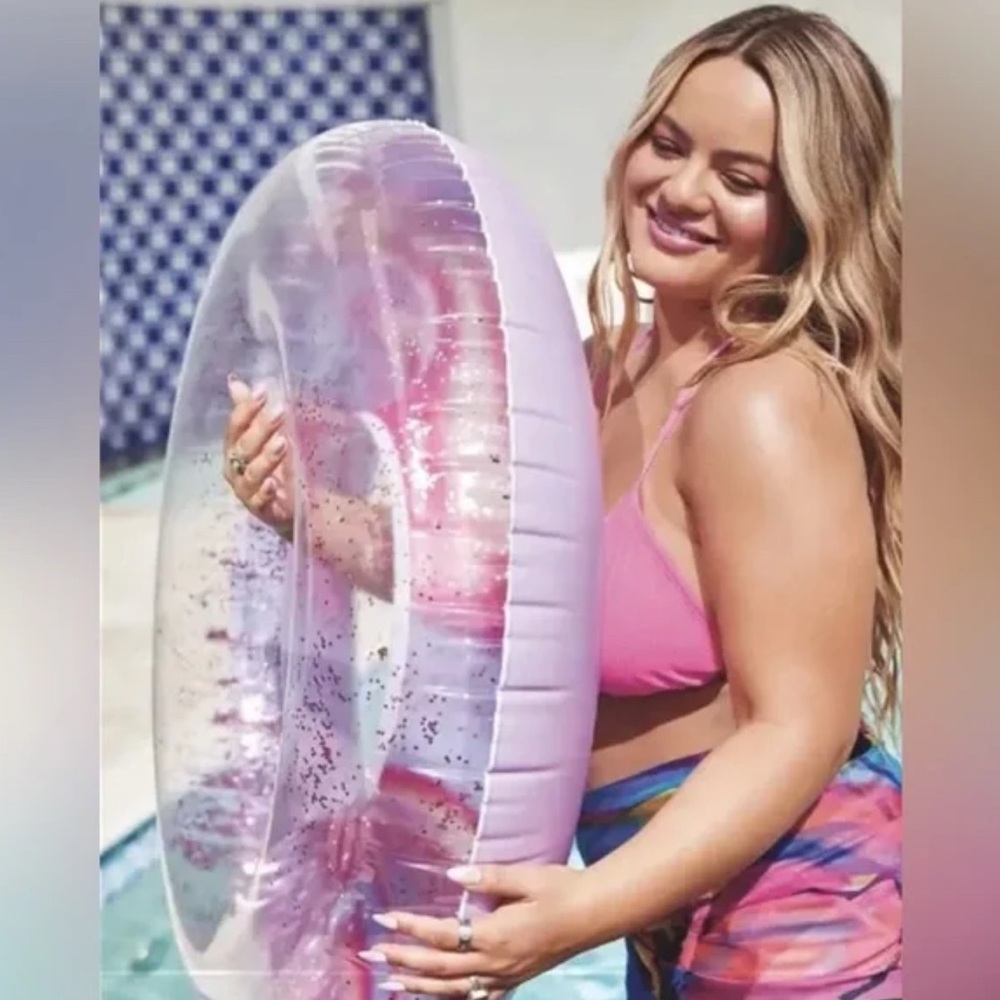 Ulta pool float - Picture 5 of 5